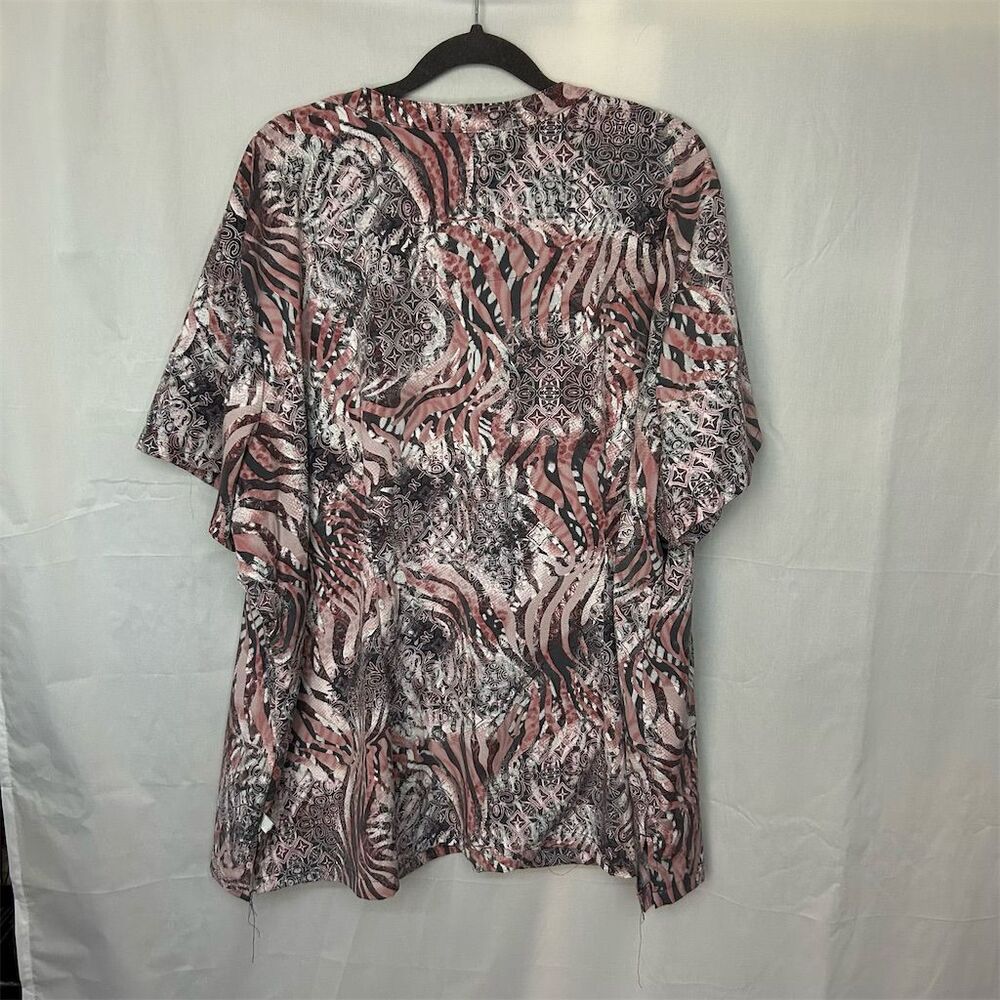 Healing Hands Women's 4X Abstract Print Scrub Top Multicolor Short Sleeve - Picture 2 of 5